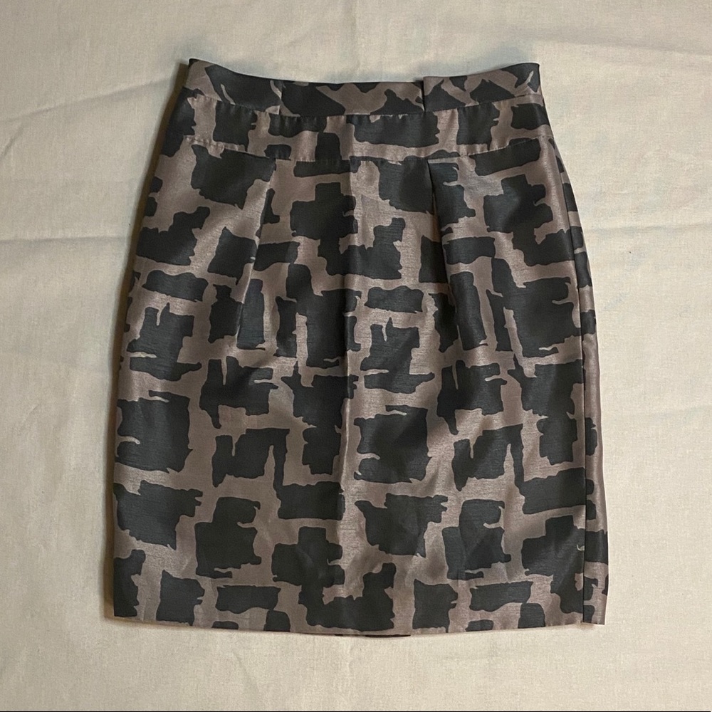 Banana Republic Pleated Pencil Skirt Size 0P